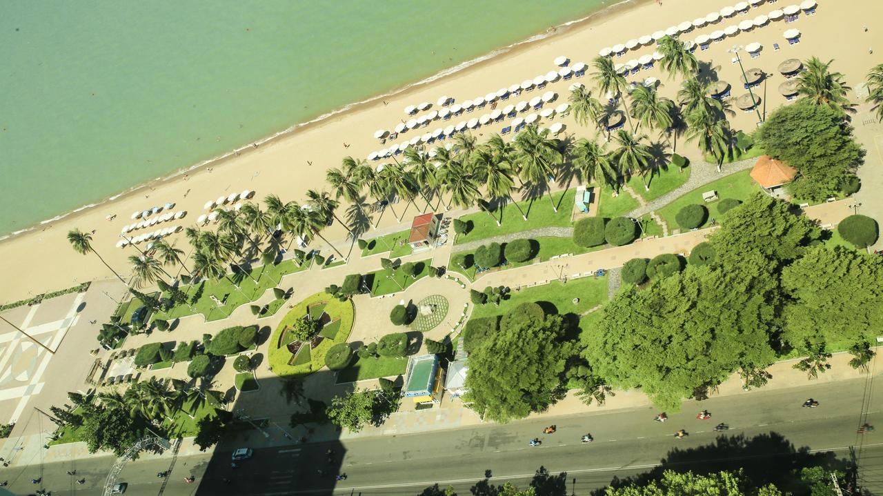 Gold Ocean Apartment Nha Trang Extérieur photo